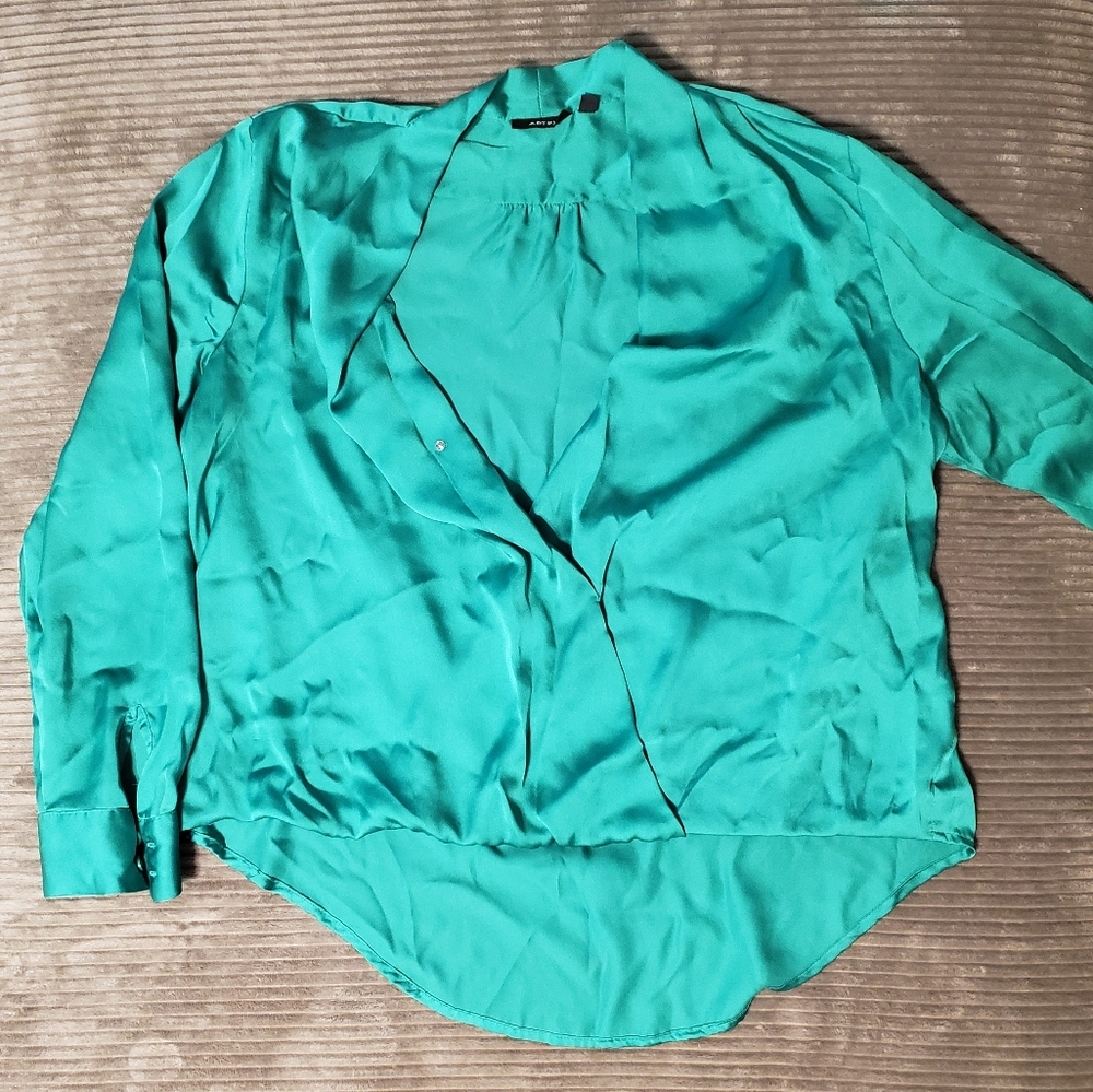 3/$25 High-Low Crop Blouse